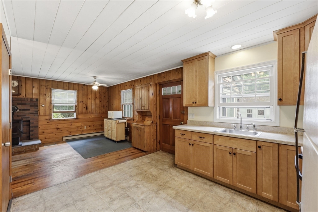 109 Otis Stage Road Blandford, MA 01008 - Photo 10 of 38