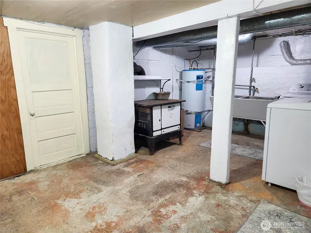 a view of kitchen and utility room