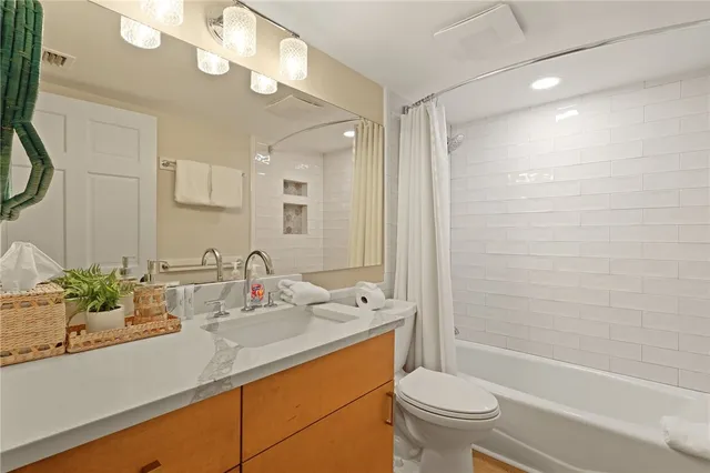 $989,000 | 1300 Downing Street, Unit 176, St. Simons Island, GA 31522