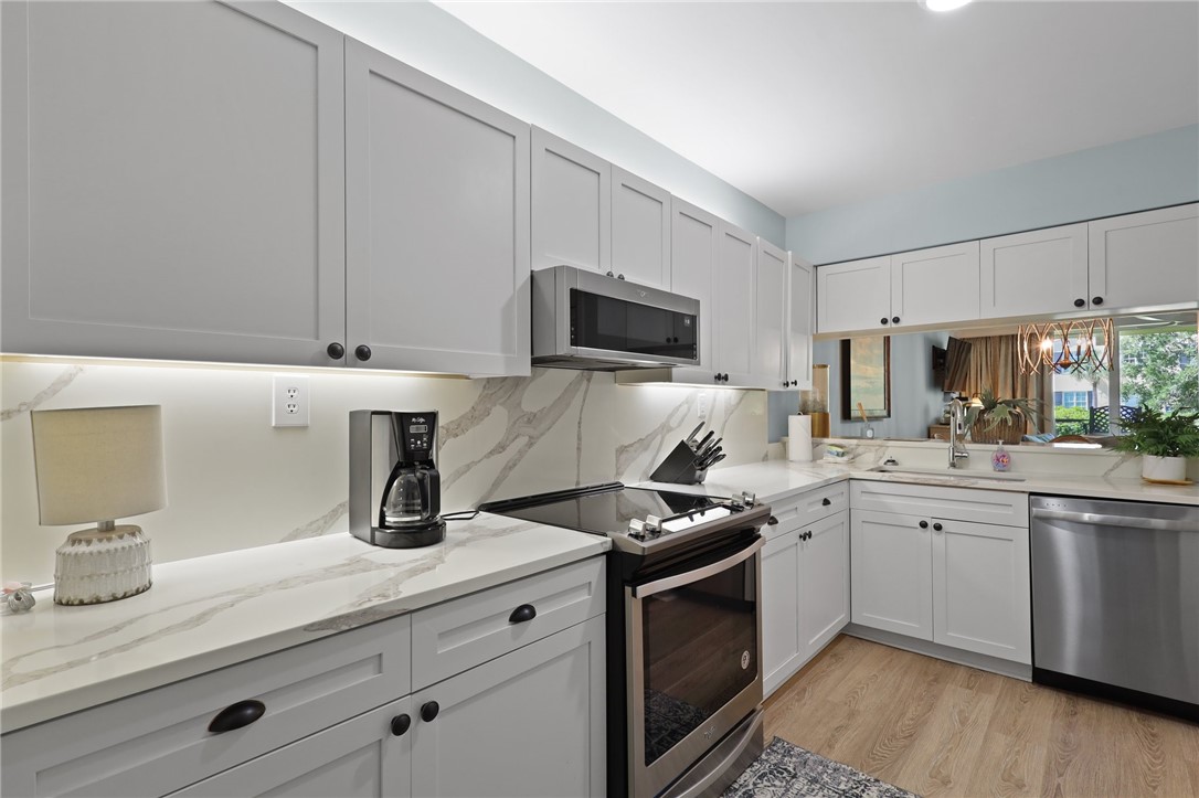 1300 Downing Street, Unit 176 St. Simons Island, GA 31522 - Photo 5 of 18