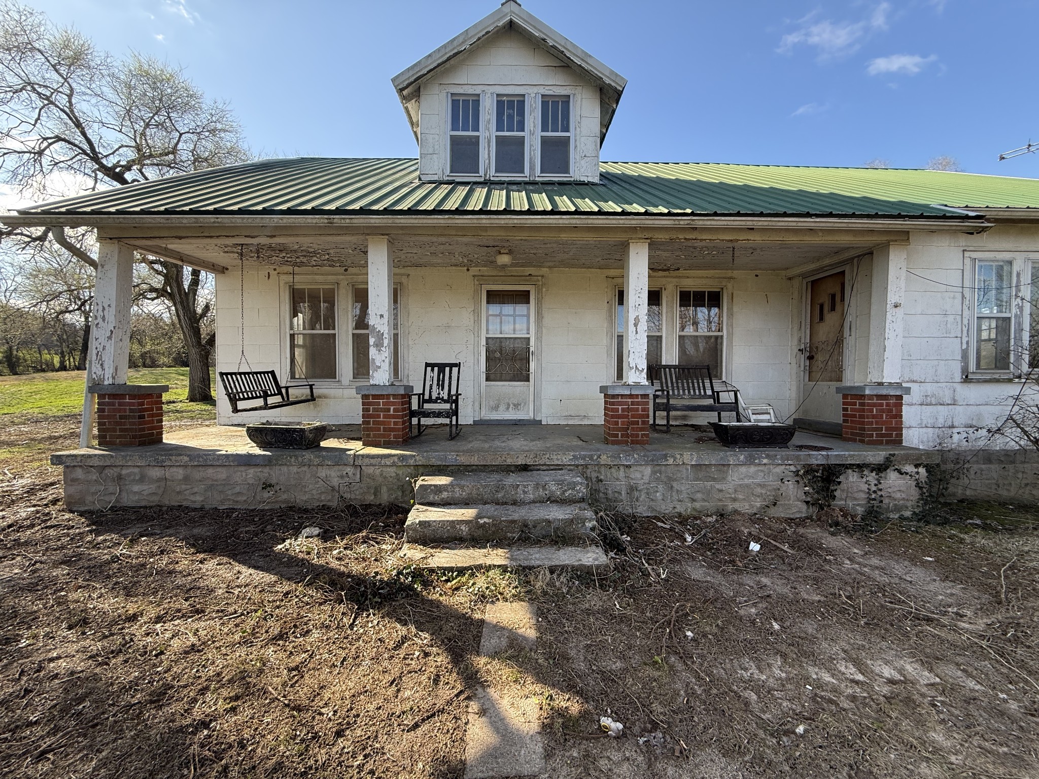 5335 Browning Branch Road Bethpage, TN 37022 - Photo 2 of 21