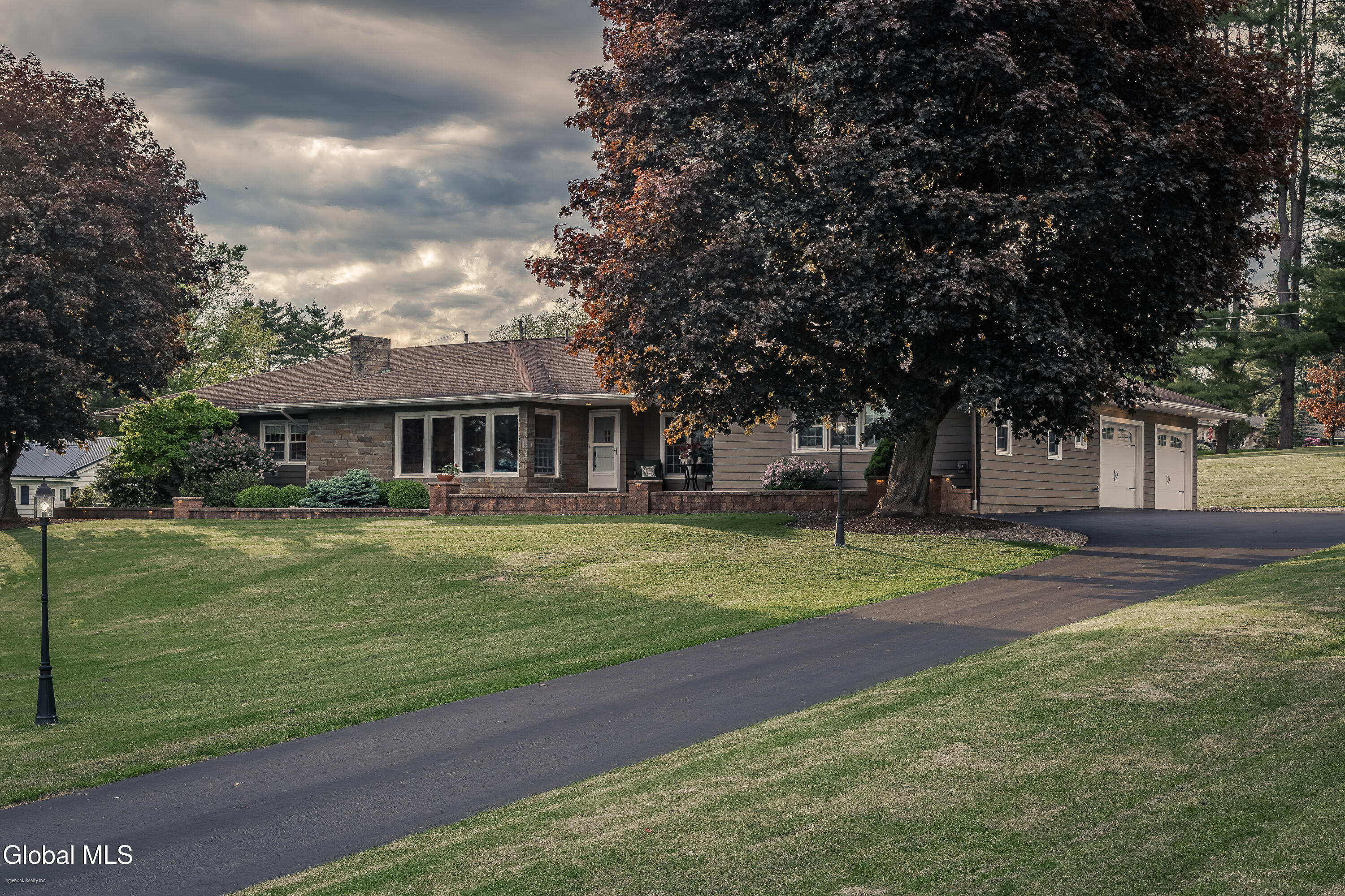 109 Golf Course Road Amsterdam, NY 12010 - Photo 7 of 76 address-city-NY-51