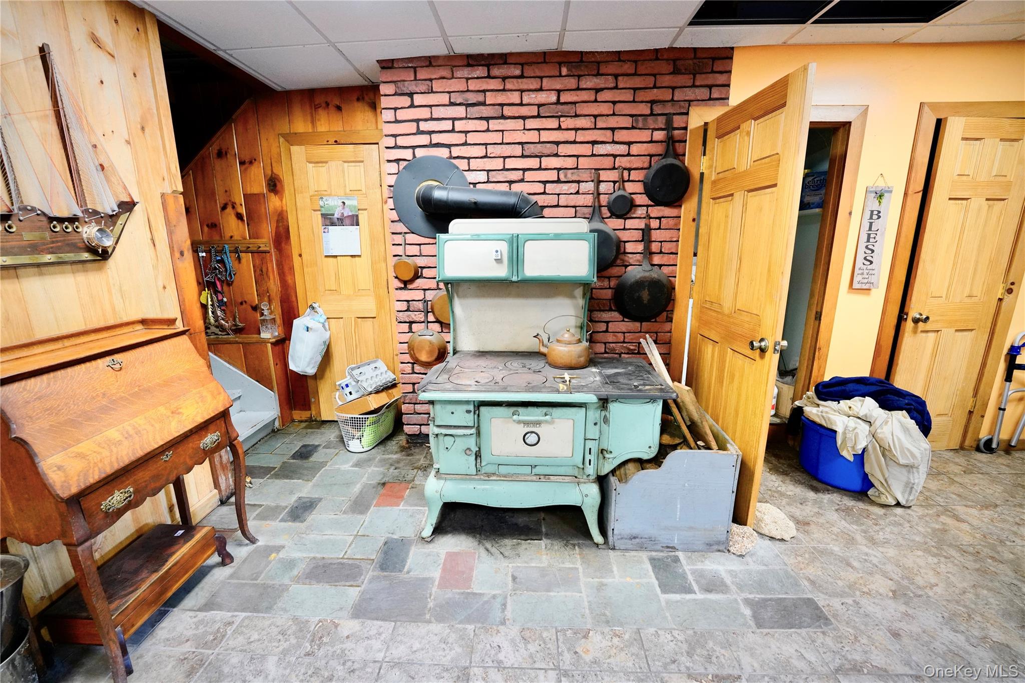 669 Shandelee Road Livingston Manor, NY 12758 - Photo 36 of 46 a view of entryway with a wooden floor