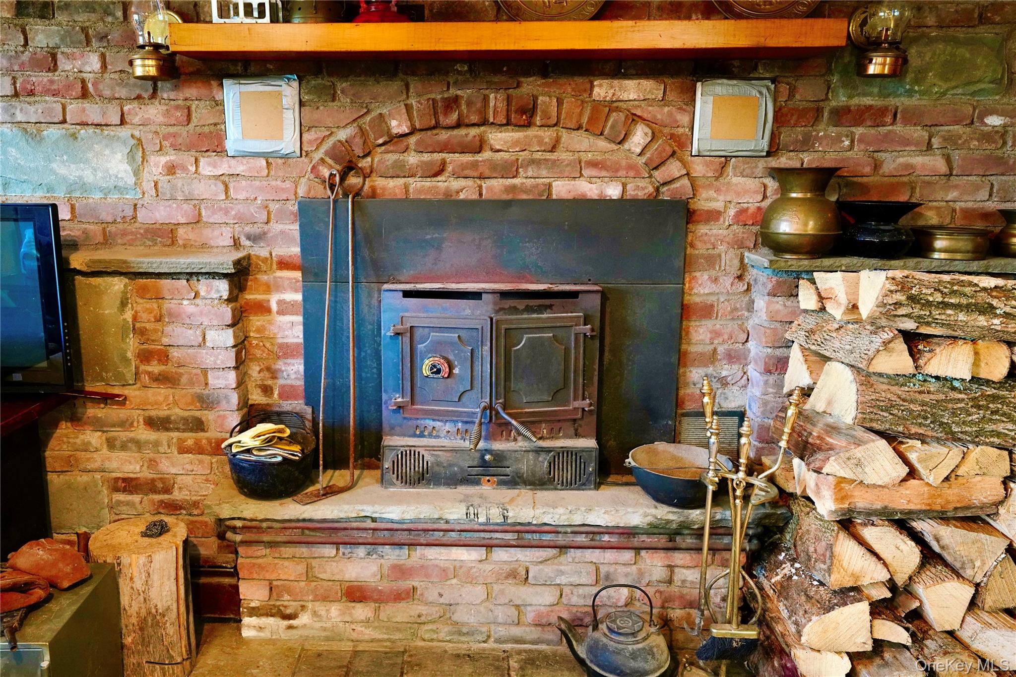 669 Shandelee Road Livingston Manor, NY 12758 - Photo 38 of 46 a front view of a house with parking