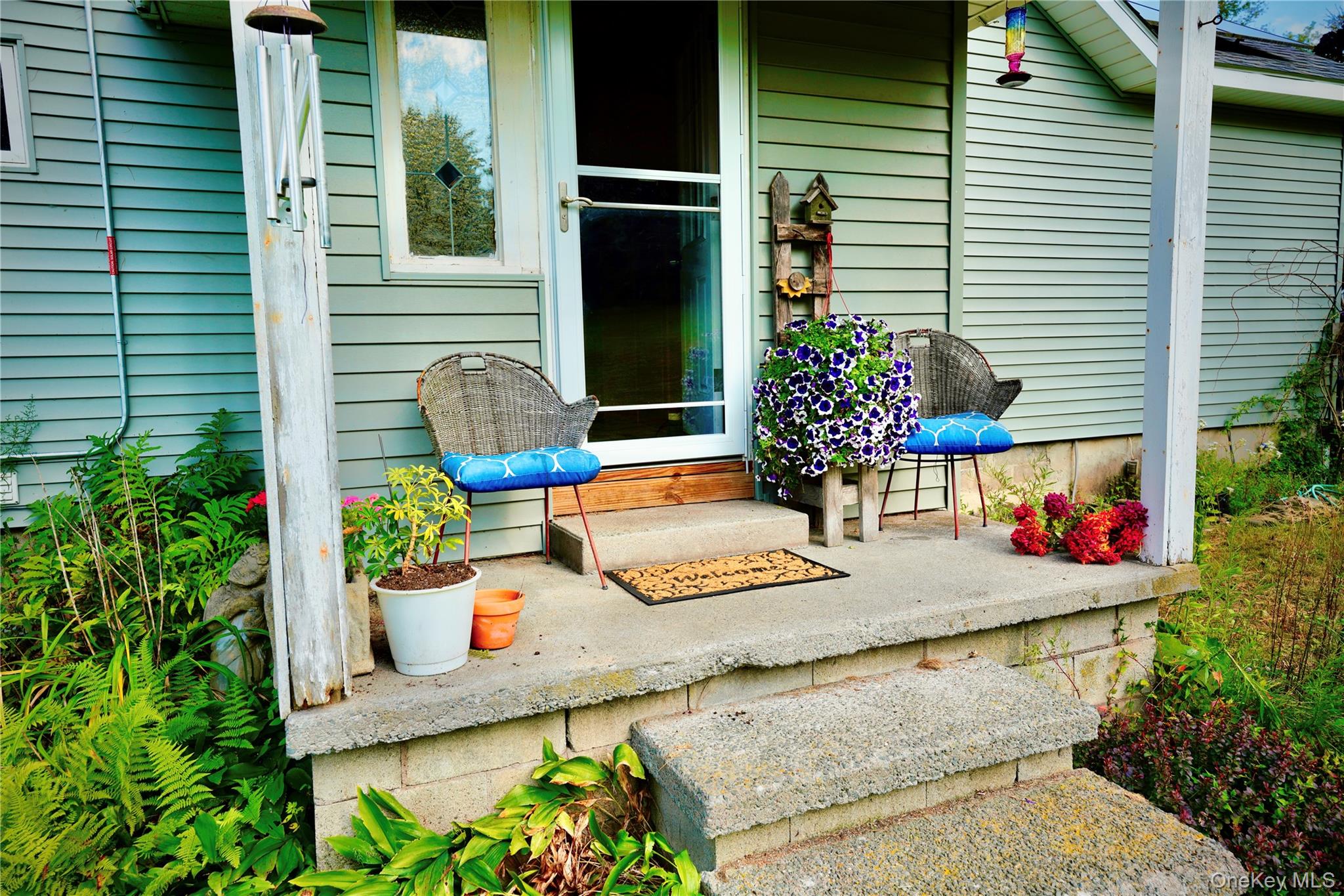 669 Shandelee Road Livingston Manor, NY 12758 - Photo 10 of 46 a view of a tables and chairs and potted on the wooden floor
