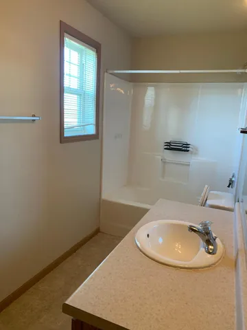 $1,575 | 4210 47th Street South, Unit G, Fargo, ND 58104