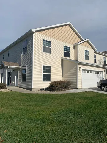 $1,575 | 4210 47th Street South, Unit G, Fargo, ND 58104