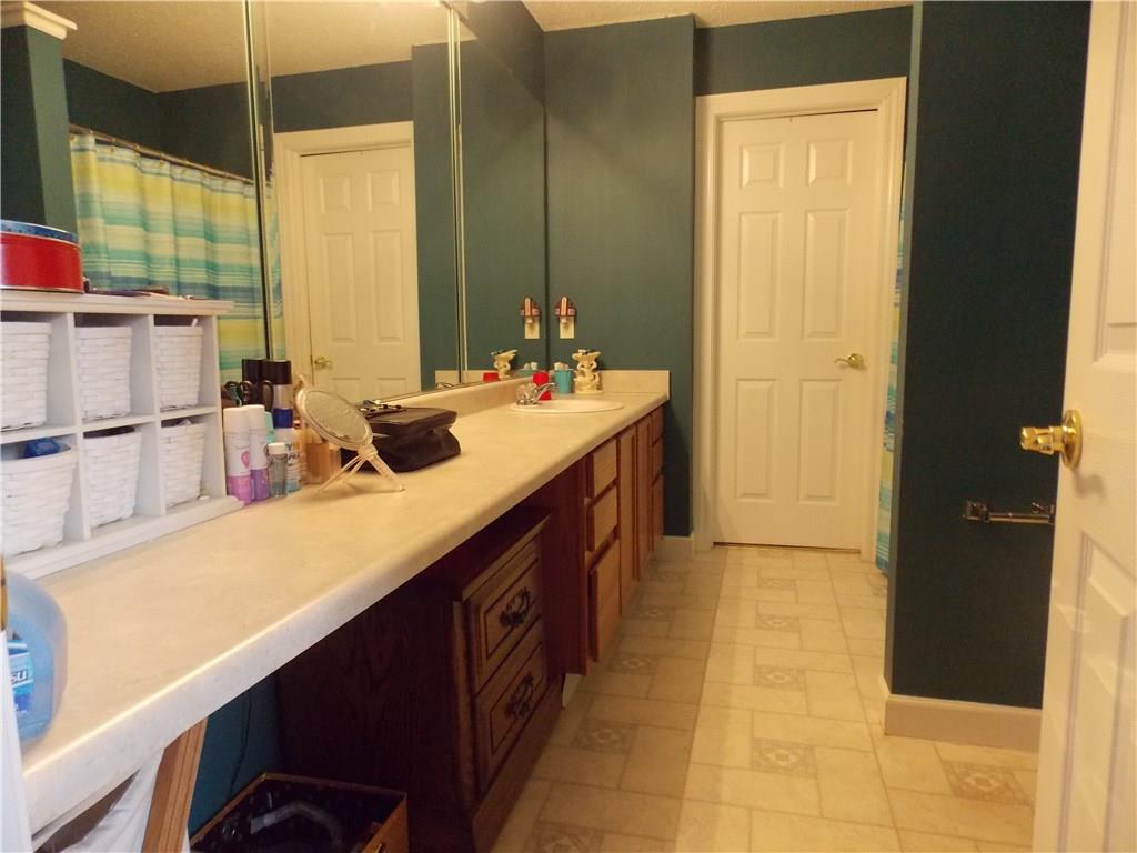 9723 Rhodes Lane Avon, IN 46123 - Photo 23 of 28
