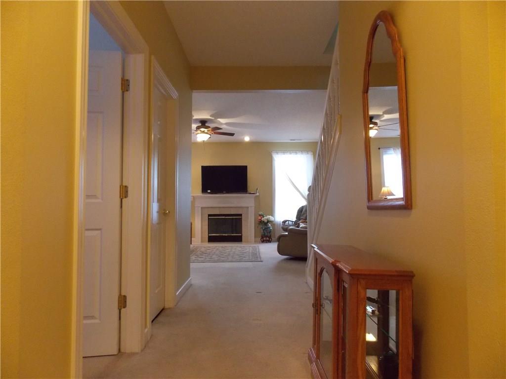 9723 Rhodes Lane Avon, IN 46123 - Photo 4 of 28