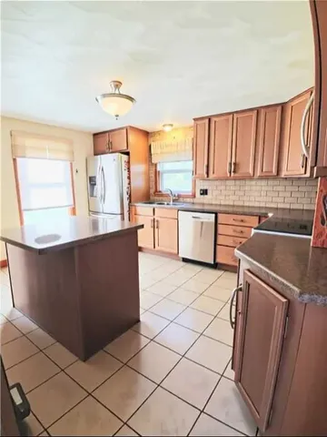 $389,900 | 46 Bowen Street, Cumberland, RI 02864