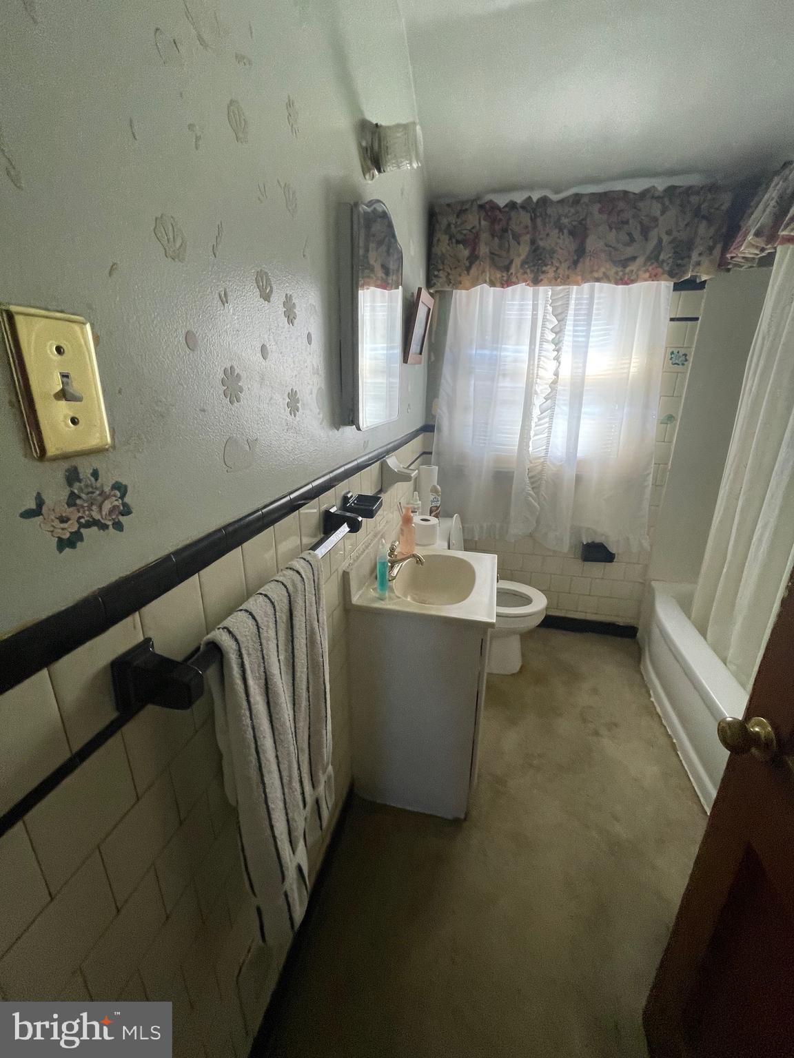 1935 Ormand Road Dundalk, MD 21222 - Photo 24 of 37