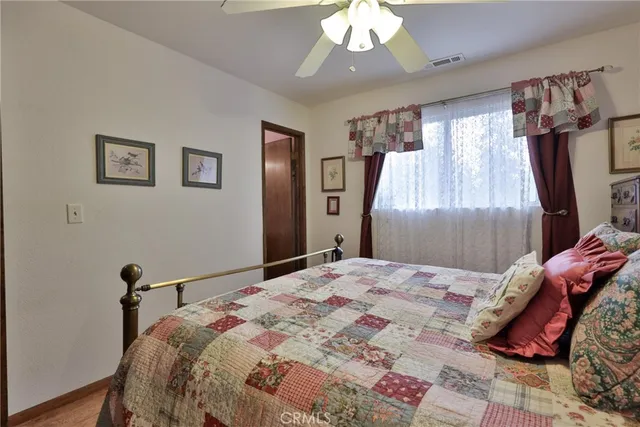 $415,000 | 39177 Arapahoe Road, Fawnskin, CA 92333