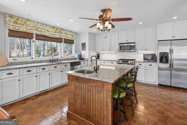 $750,000 | 1790 Parks Mill Drive, Greensboro, GA 30642