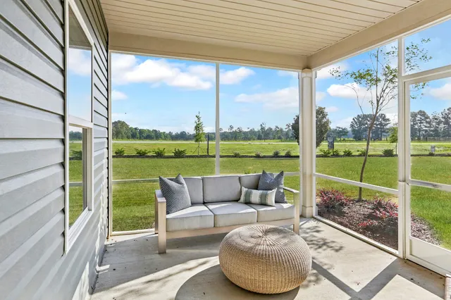 $459,065 | 589 Nightengale Ridge Drive, Columbia, TN 38401