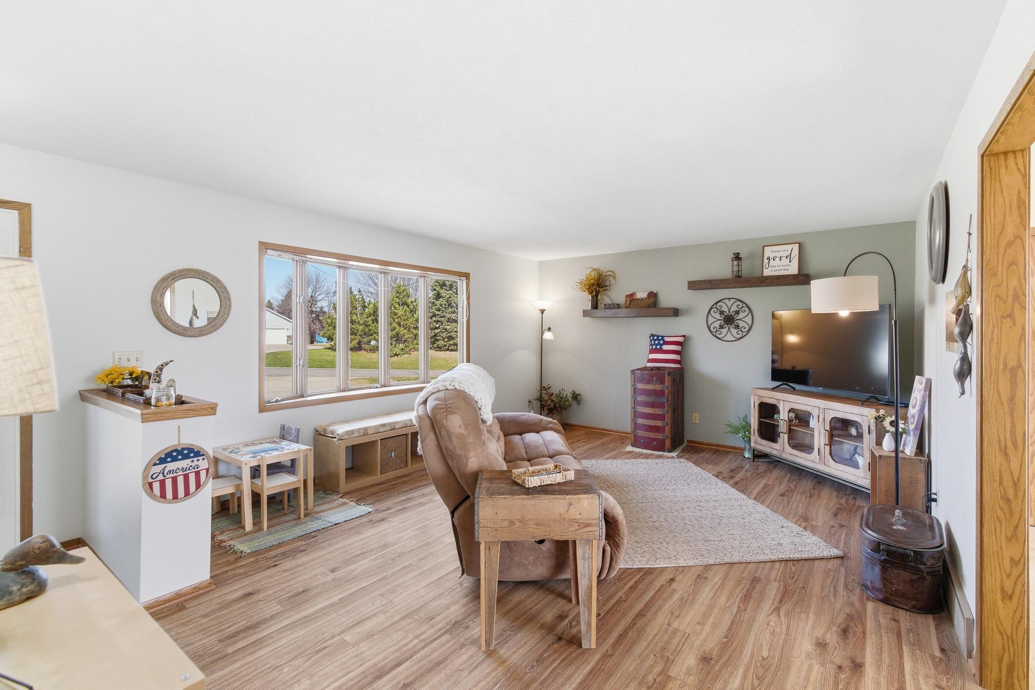 34782 Knollcrest Street Waseca, MN 56093 - Photo 2 of 67
