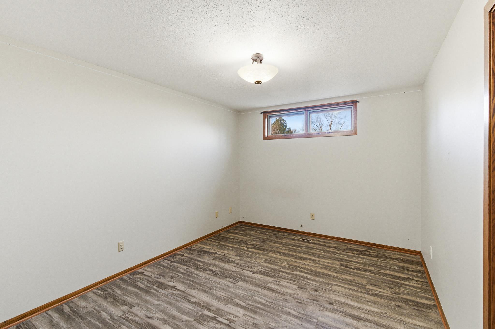 34782 Knollcrest Street Waseca, MN 56093 - Photo 21 of 67