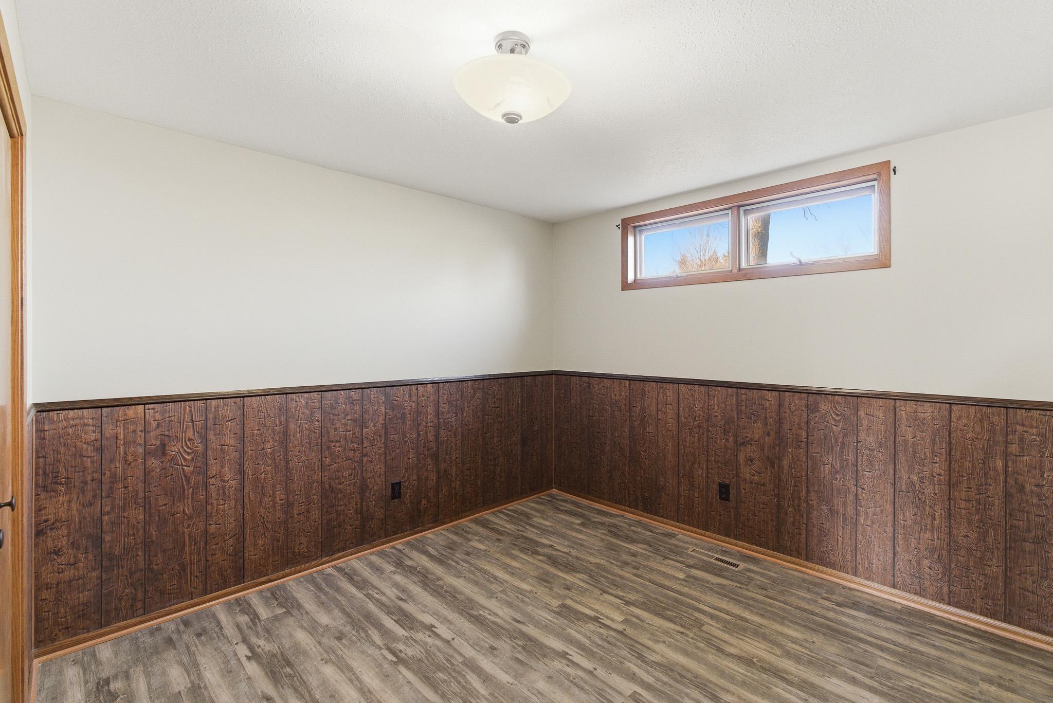 34782 Knollcrest Street Waseca, MN 56093 - Photo 23 of 67