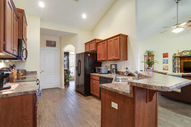 1144 West Orlando Drive Foley, AL 36535 - Photo 6 of 16 Kitchen