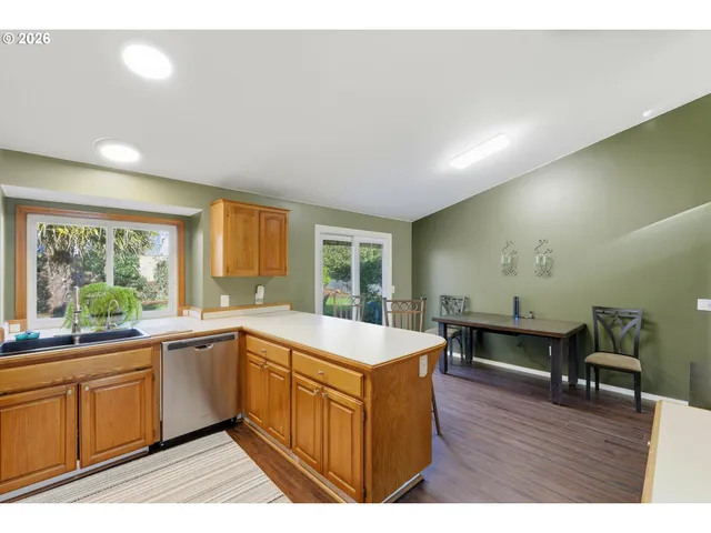 $535,000 | 12229 Southwest Millview Court, Portland, OR 97223