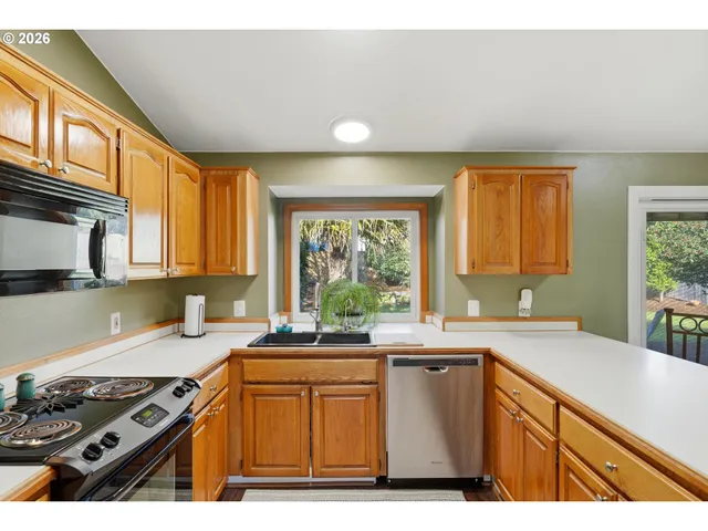 $535,000 | 12229 Southwest Millview Court, Portland, OR 97223