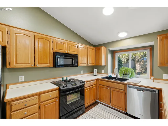 $535,000 | 12229 Southwest Millview Court, Portland, OR 97223