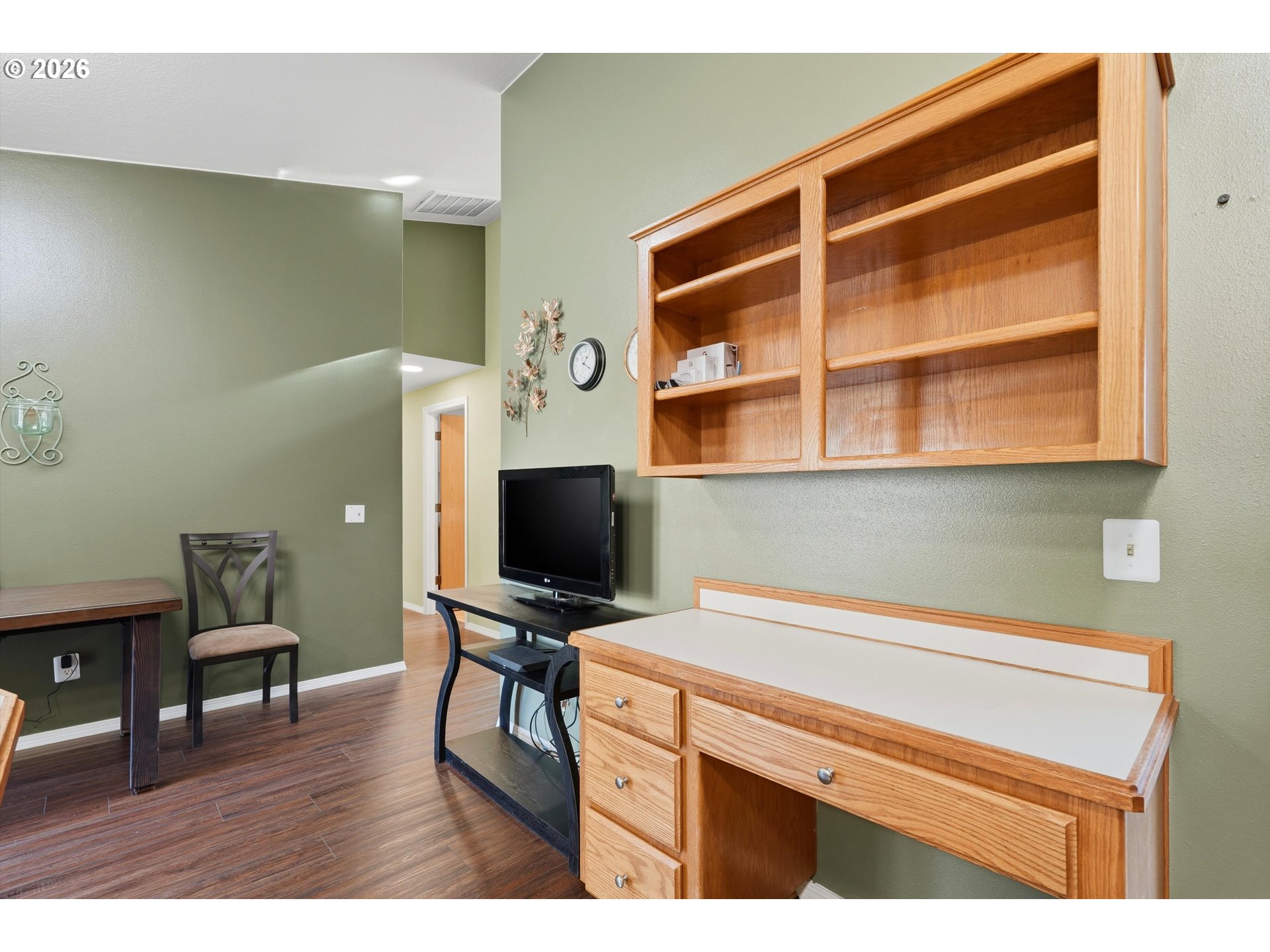 12229 Southwest Millview Court Portland, OR 97223 - Photo 15 of 34