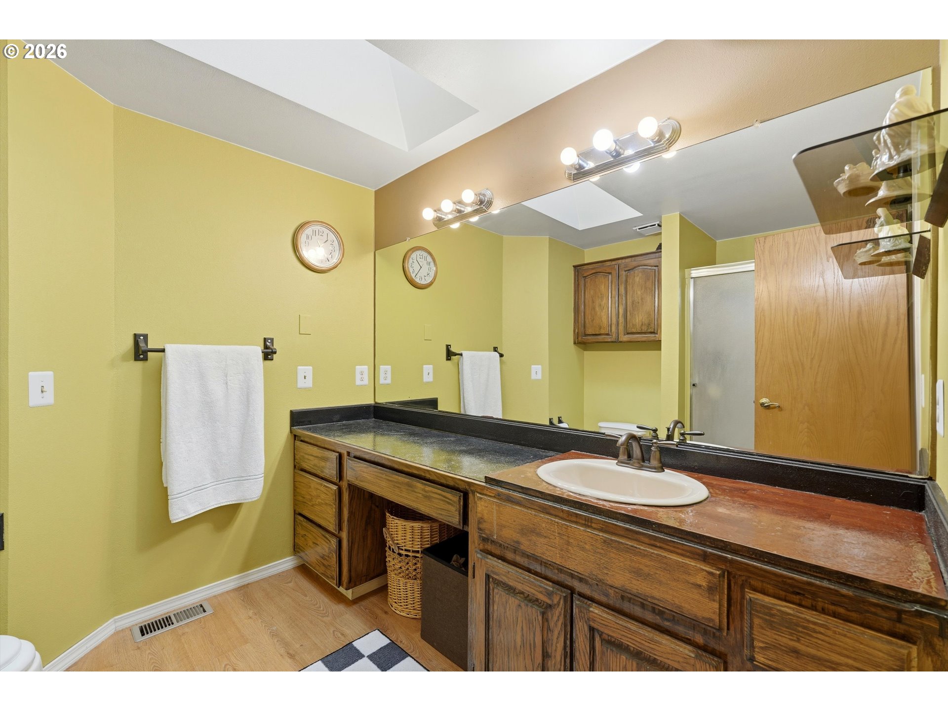 12229 Southwest Millview Court Portland, OR 97223 - Photo 22 of 34