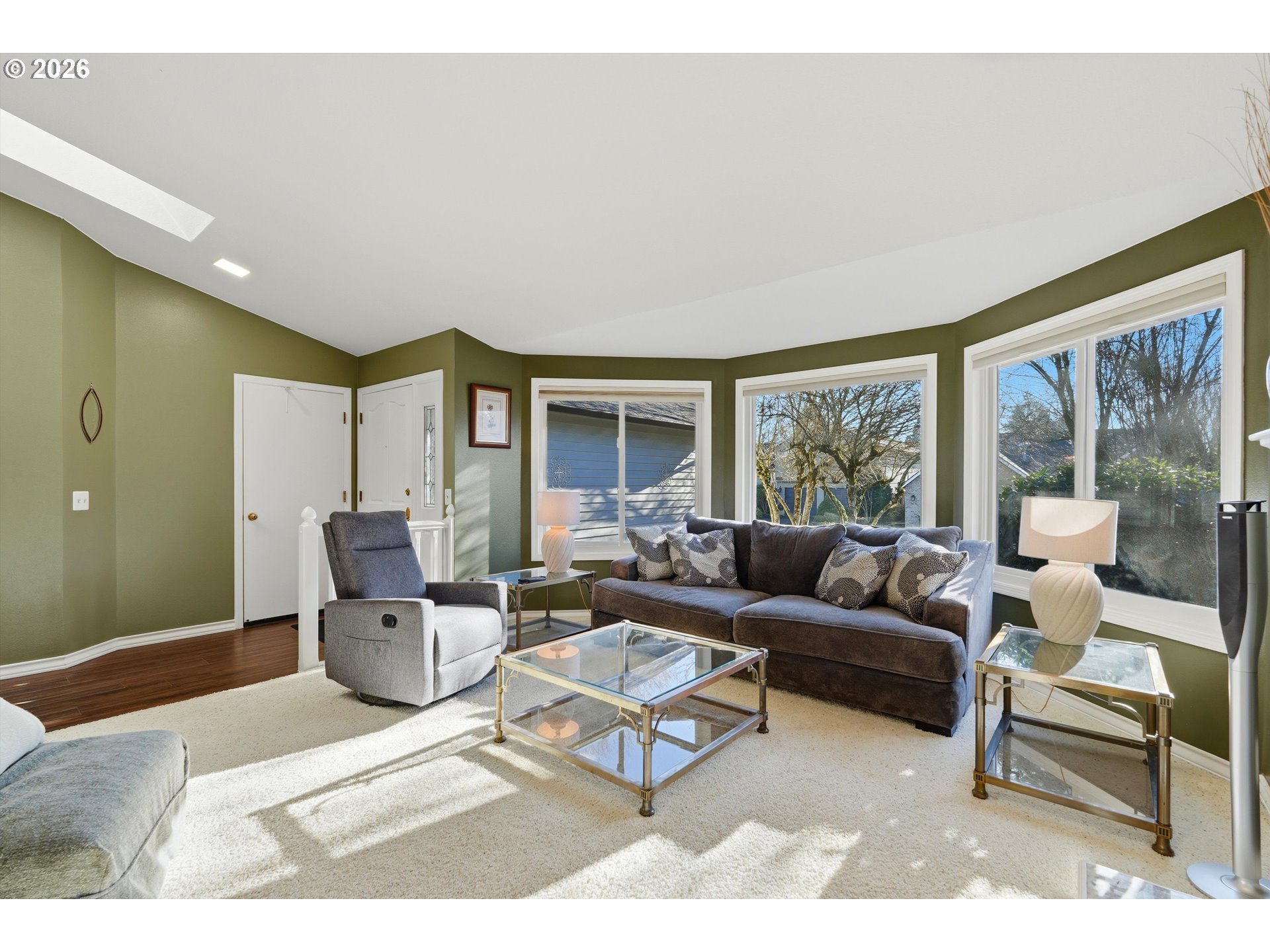 12229 Southwest Millview Court Portland, OR 97223 - Photo 6 of 34