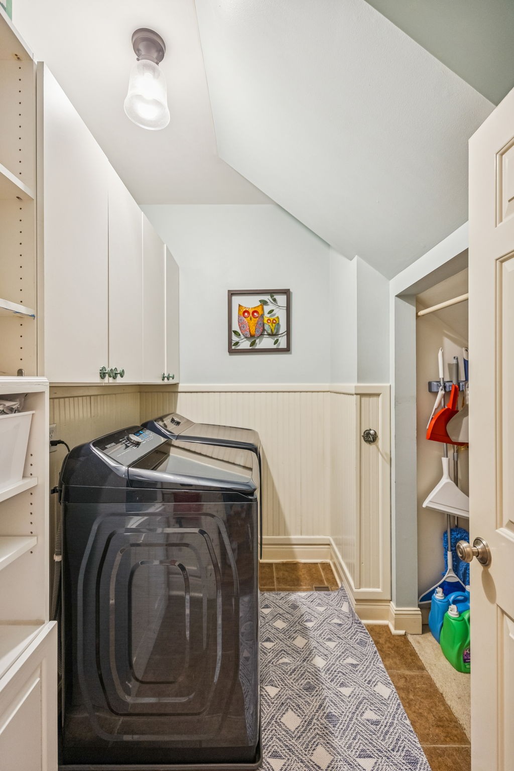 2172 Alexander Boulevard Murfreesboro, TN 37130 - Photo 23 of 46 a utility room with dryer and washer