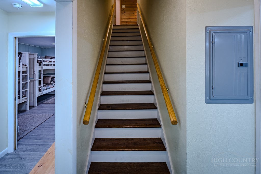 173 Laurel Brook Road Newland, NC 28657 - Photo 28 of 49