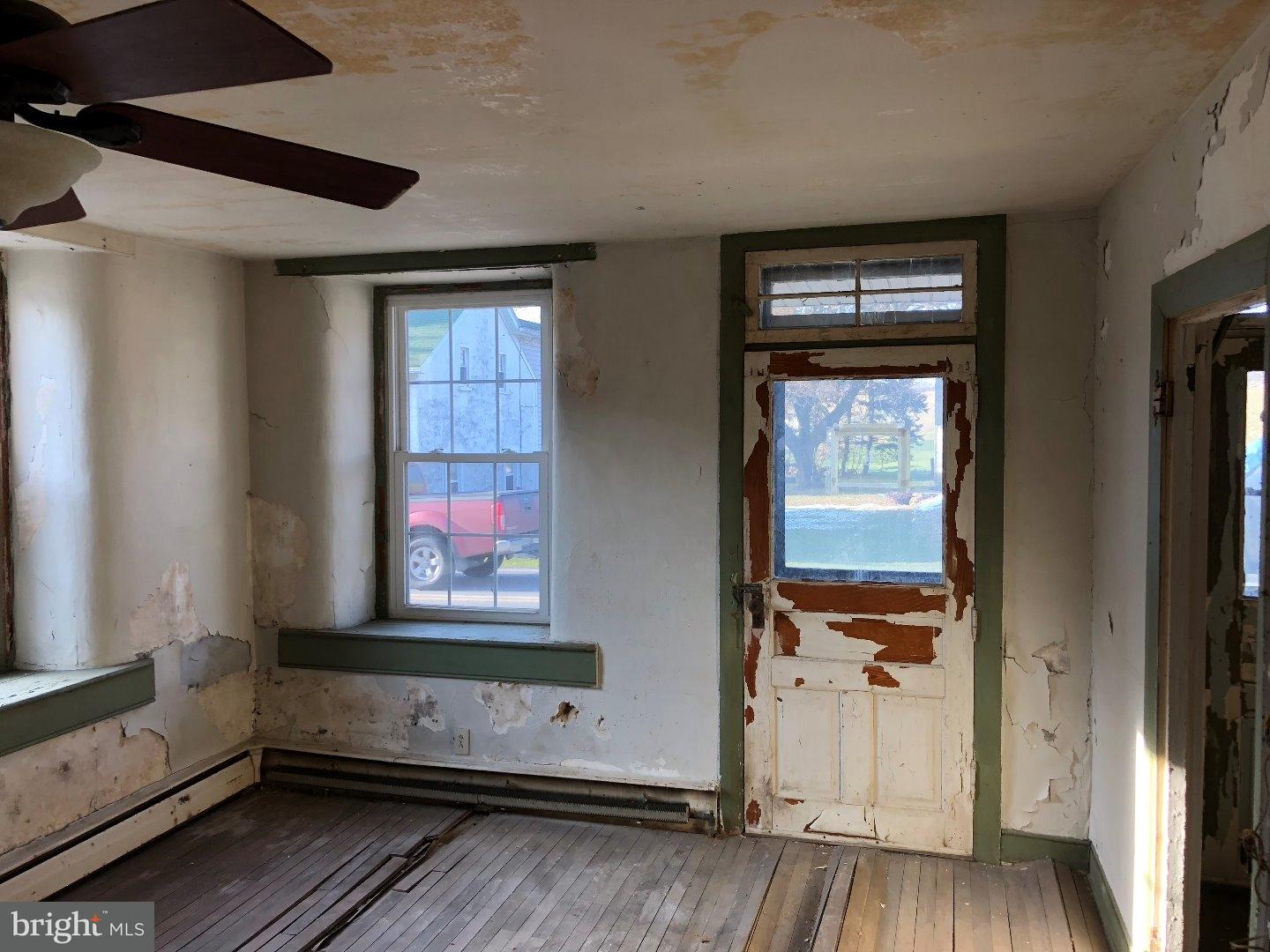 112 Lyons Road Mertztown, PA 19539 - Photo 7 of 12 Gallery Image 7
