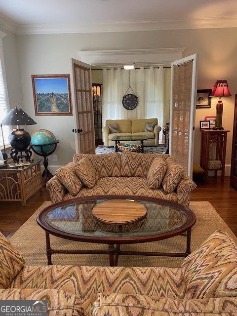 311 3rd Street Manchester, GA 31816 - Photo 7 of 62 a living room with furniture and wooden floor