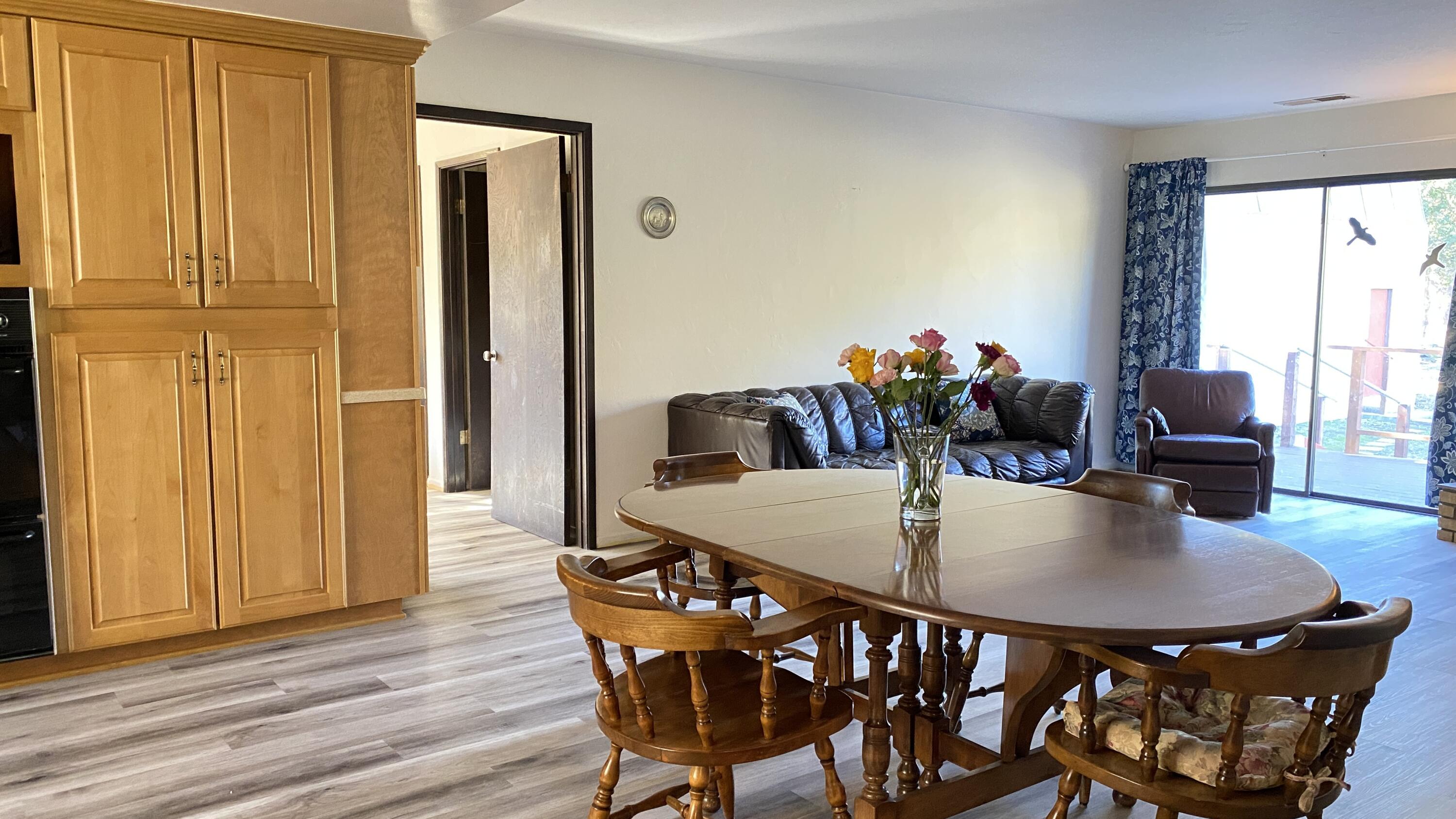 1401 San Miguelito Road Lompoc, CA 93436 - Photo 22 of 61 a dining room with furniture and window