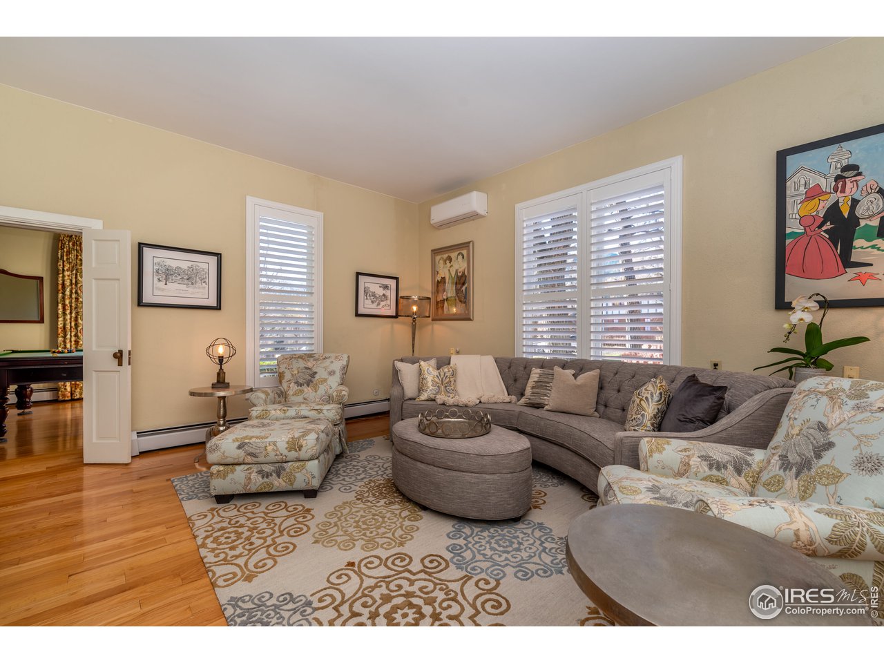 809 Pine Street Boulder, CO 80302 - Photo 11 of 38 a living room with furniture and a window