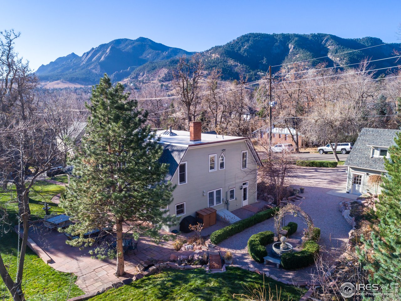809 Pine Street Boulder, CO 80302 - Photo 24 of 38 an aerial view of a house with a garden