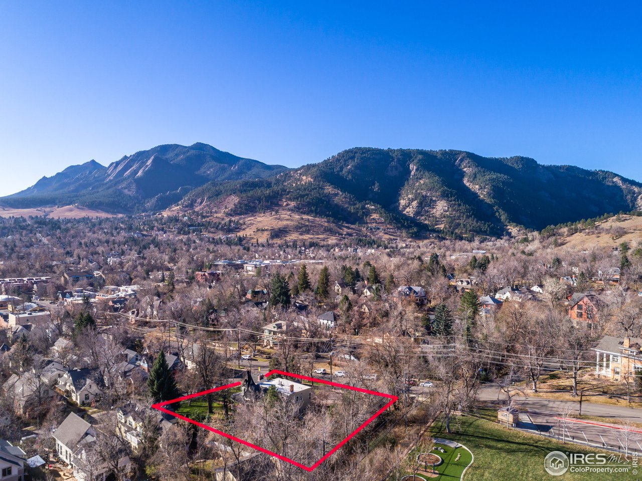 809 Pine Street Boulder, CO 80302 - Photo 25 of 38 a view of city and mountain