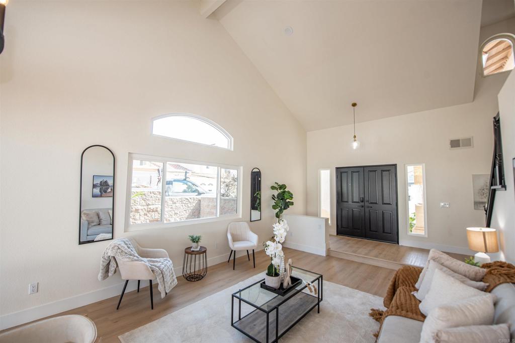 2038 Ridgeline Avenue Vista, CA 92081 - Photo 10 of 41