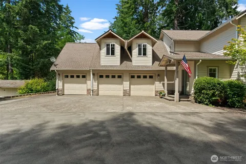 $875,000 | 4443 Boston Harbor Road Northeast, Olympia, WA 98506