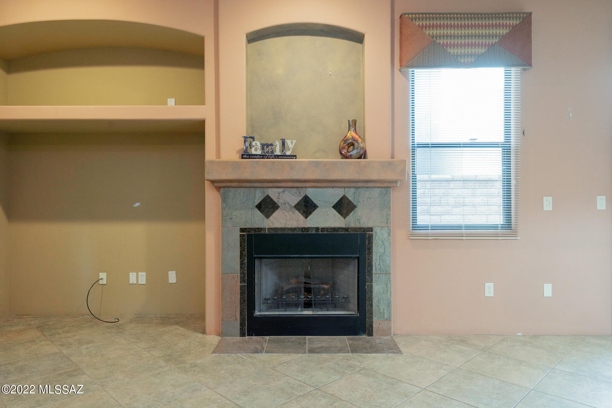 175 East Castlefield Circle Tucson, AZ 85704 - Photo 7 of 48
