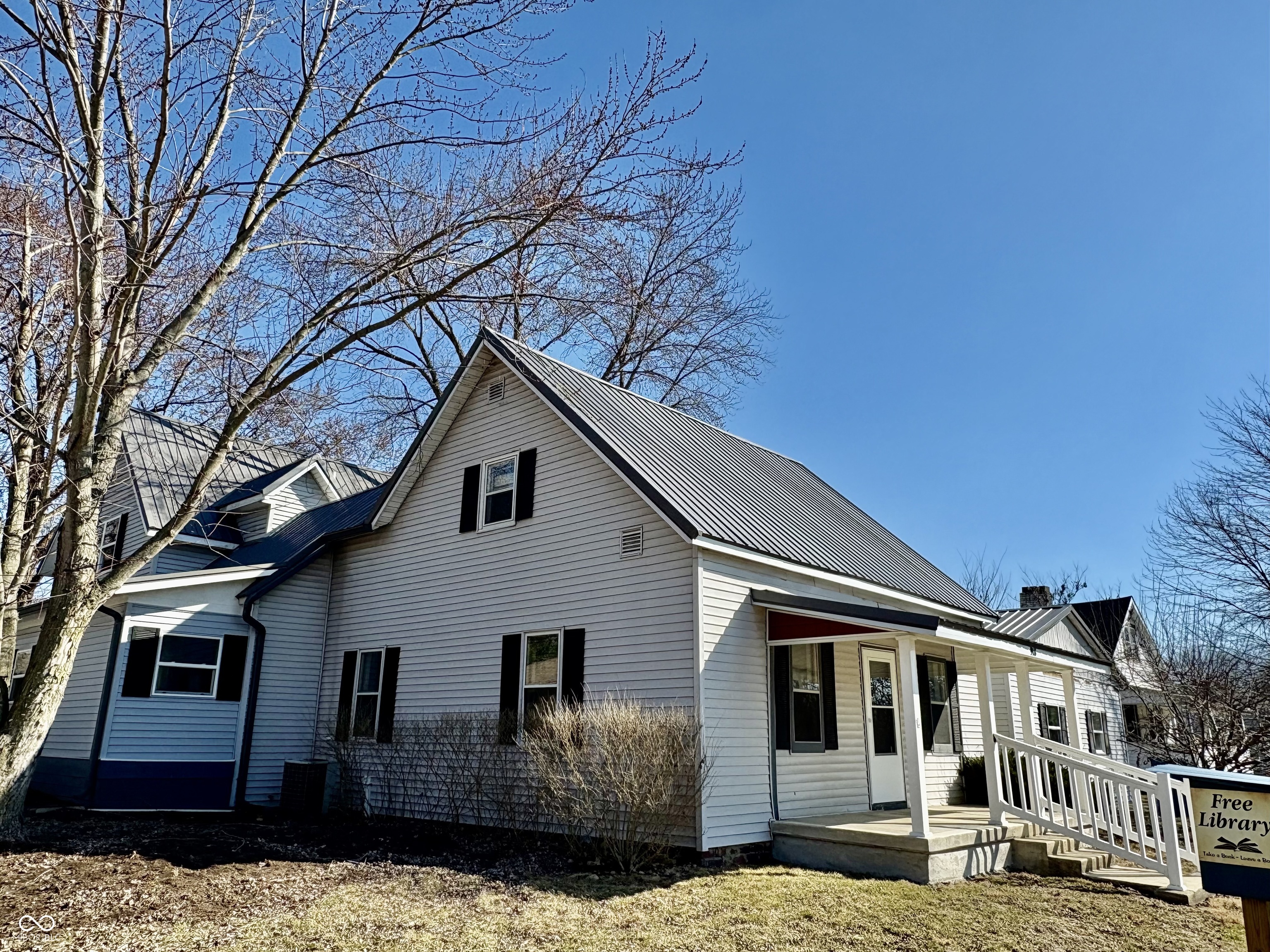 918 2nd Street Covington, IN 47932 - Photo 1 of 49
