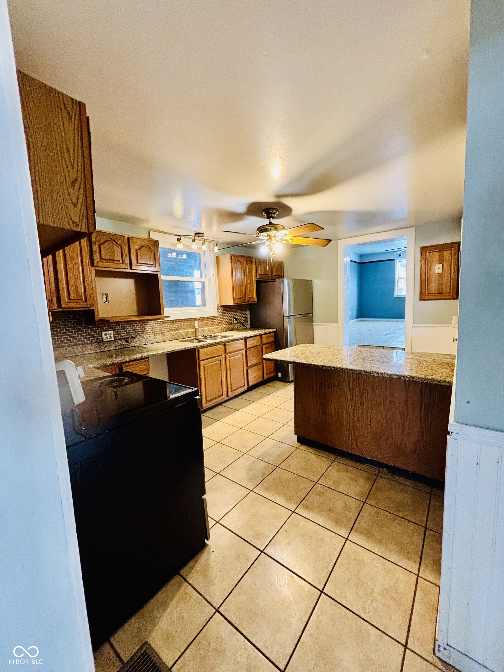 918 2nd Street Covington, IN 47932 - Photo 13 of 49