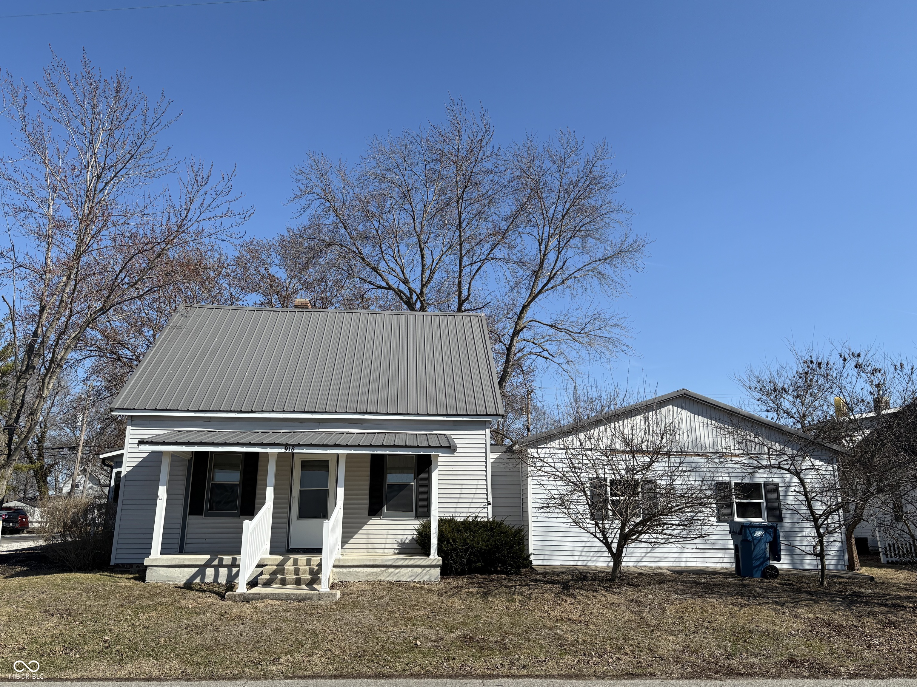 918 2nd Street Covington, IN 47932 - Photo 3 of 49