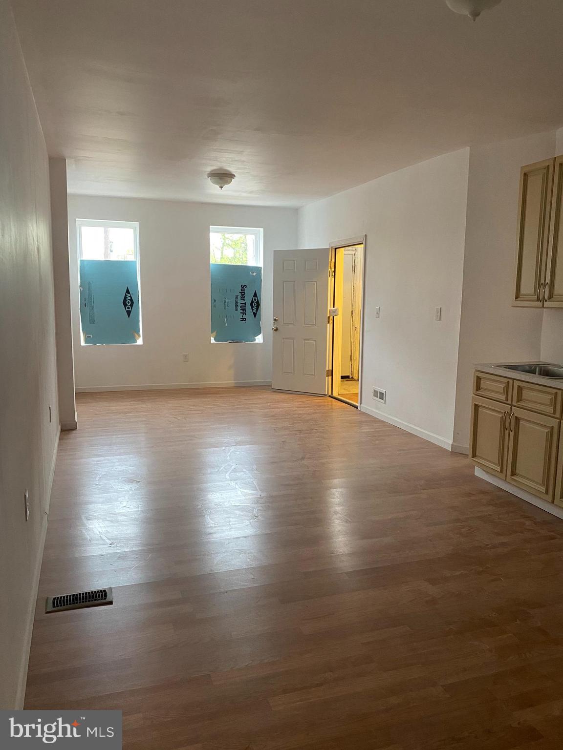 88 Spring Street Trenton, NJ 08618 - Photo 8 of 25 Unit 1 - First Floor