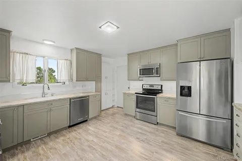 $950,000 | 2555 Queen Street, Denver, CO 80215