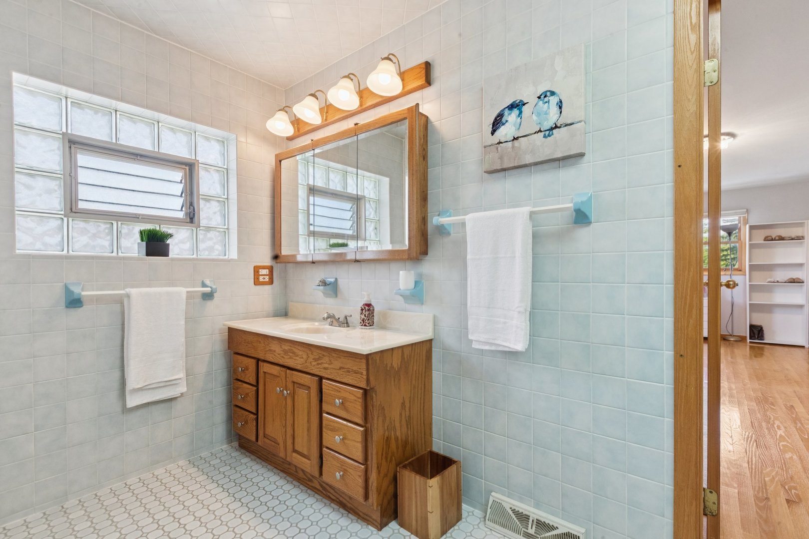 715 Fuller Road Gurnee, IL 60031 - Photo 29 of 67 Gallery Image 29