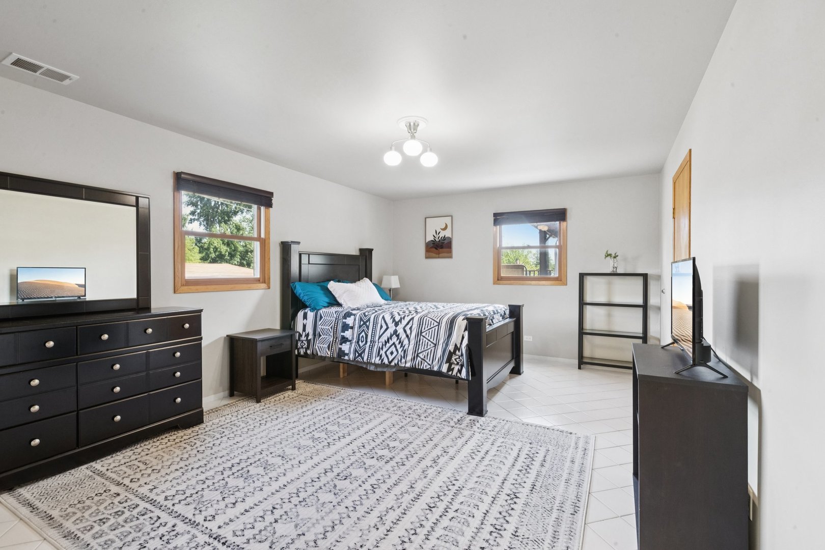 715 Fuller Road Gurnee, IL 60031 - Photo 35 of 67 Gallery Image 35