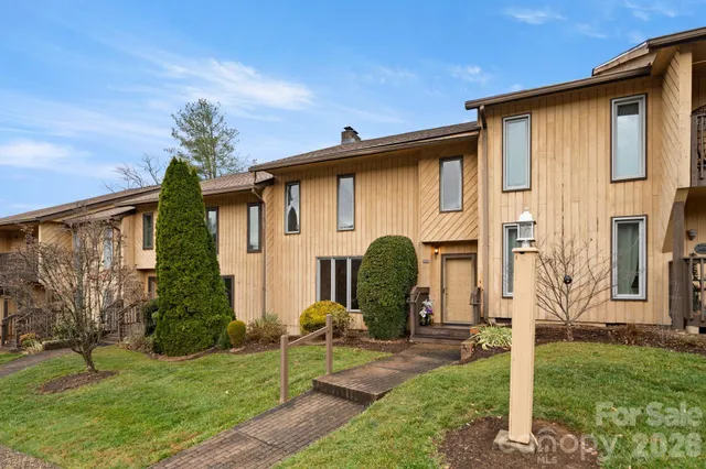 $350,000 | 103 Pebble Creek Drive, Asheville, NC 28803