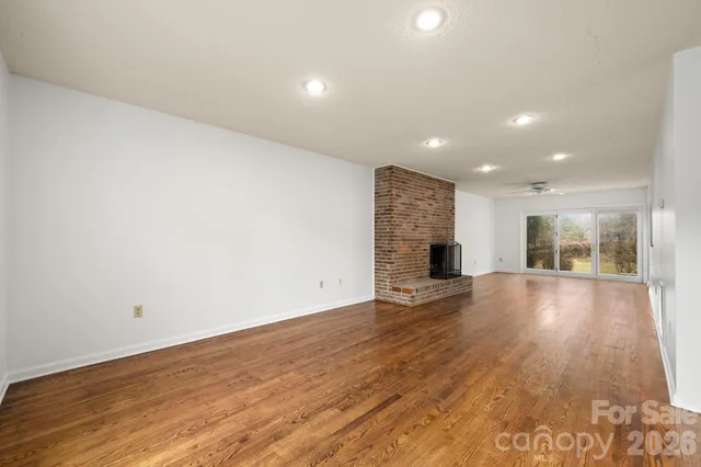 $350,000 | 103 Pebble Creek Drive, Asheville, NC 28803