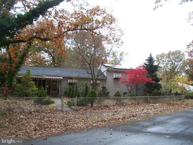 $180,000 | 107 Delwyn Lane, Williamstown, NJ 08094