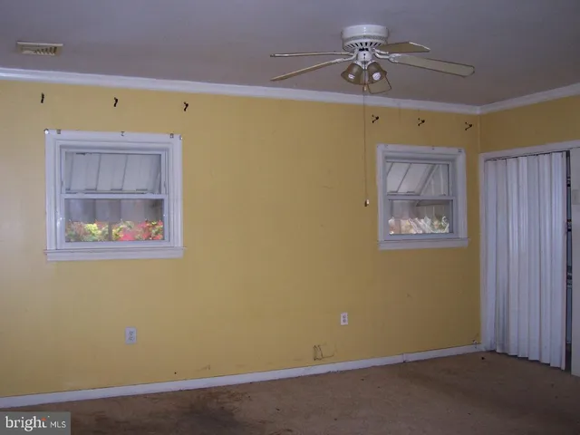 $180,000 | 107 Delwyn Lane, Williamstown, NJ 08094